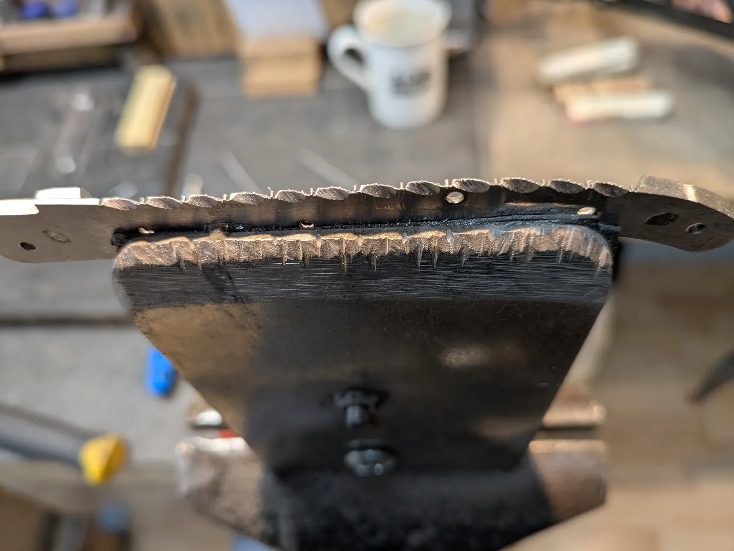 Die fertig guillochierte Platine